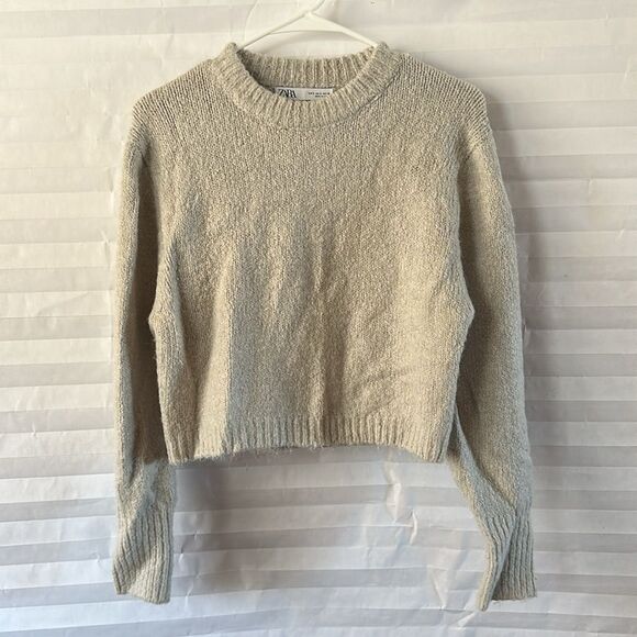 Zara Sweaters - ZARA Pale Gray Cropped Super Soft Sweater Women's Size Small Cozy Knit Pullover